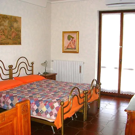Guest house Dei Romaniani 3*