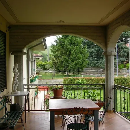 Guest house Dei Romaniani 3*